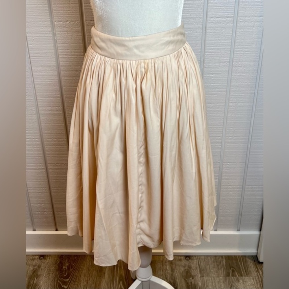 BLAQUE LABEL Revolve Cream Skirt High Low Size Small - Picture 2 of 12